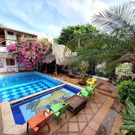 טגאנגה Divanga Hostel And Diving מראה חיצוני תמונה