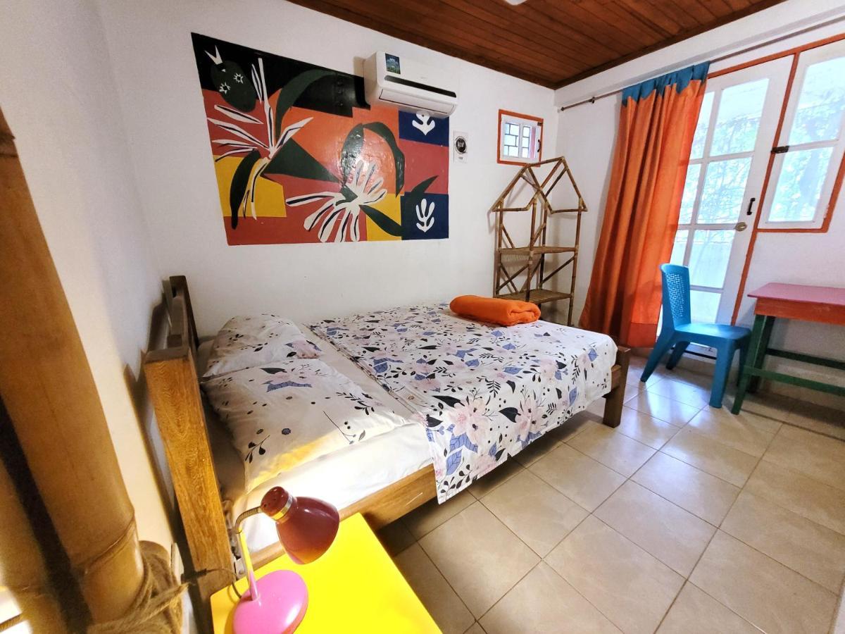 טגאנגה Divanga Hostel And Diving מראה חיצוני תמונה