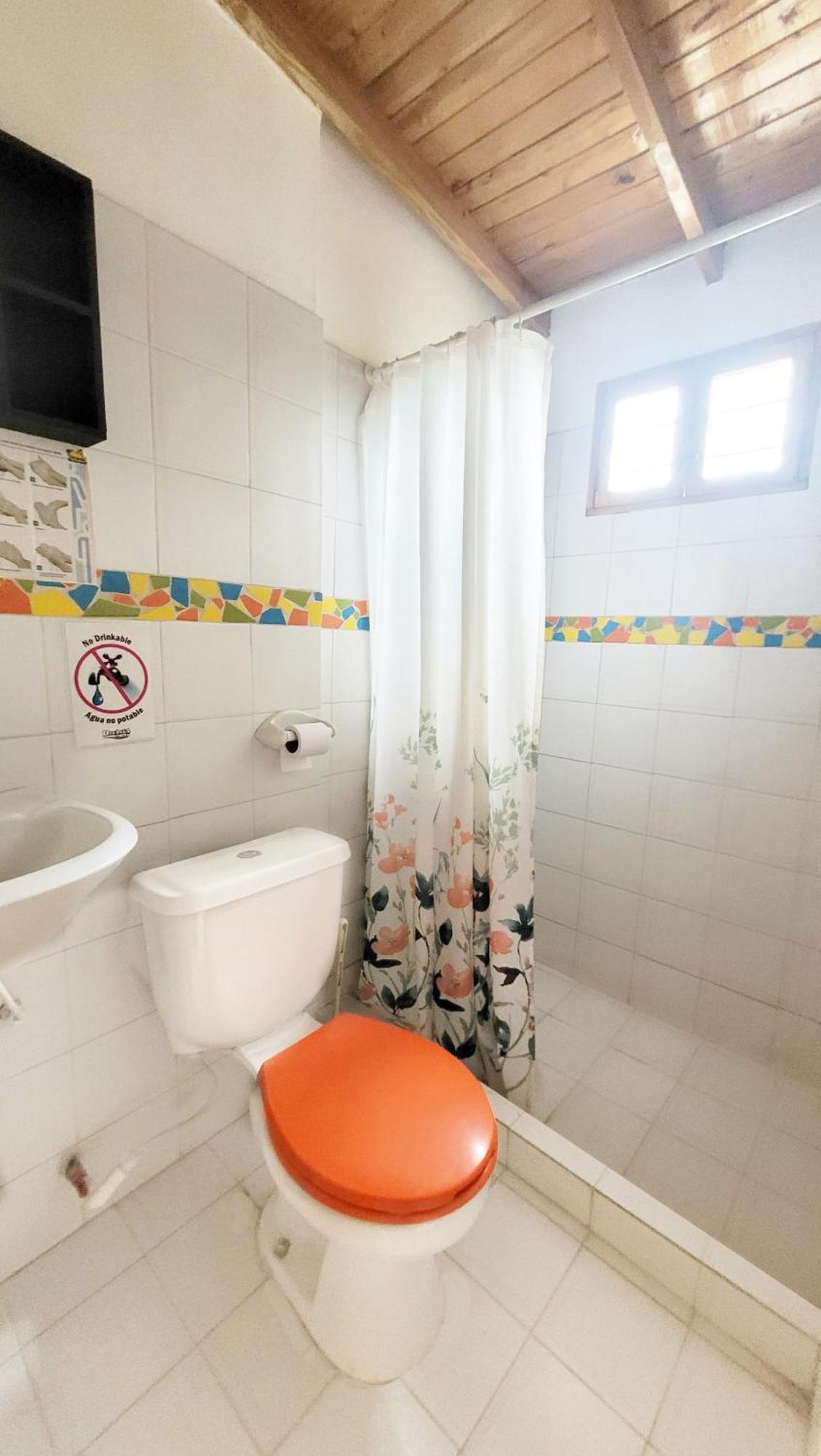 טגאנגה Divanga Hostel And Diving מראה חיצוני תמונה