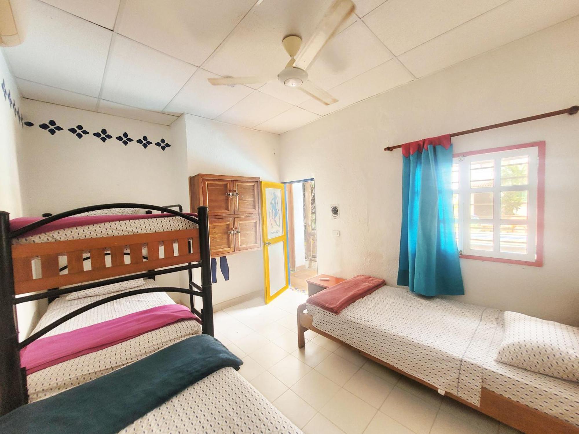 טגאנגה Divanga Hostel And Diving מראה חיצוני תמונה