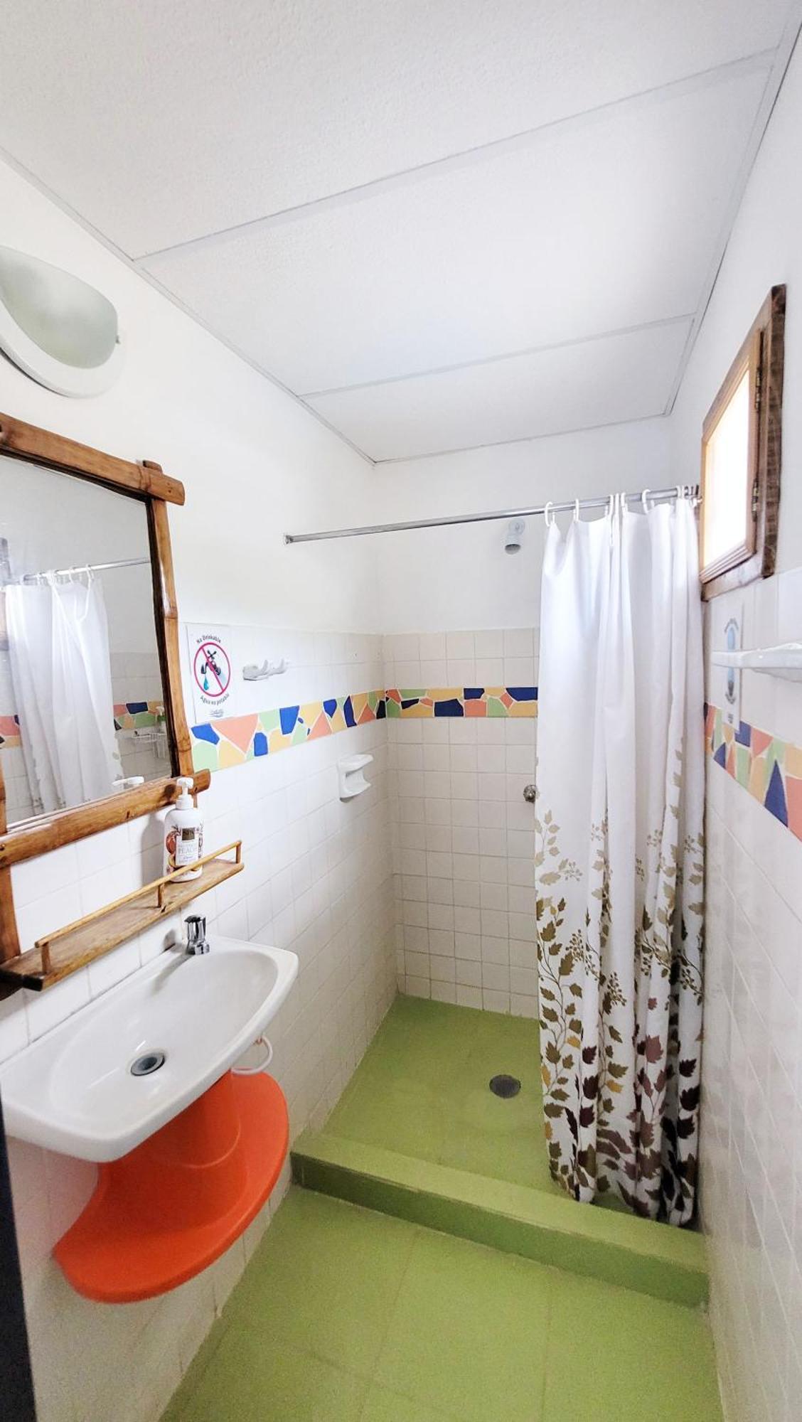 טגאנגה Divanga Hostel And Diving מראה חיצוני תמונה
